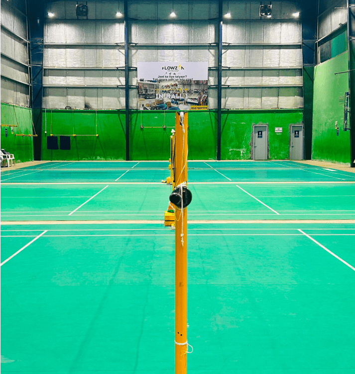 badminton-coaching-badminton-court-flow-sports-life